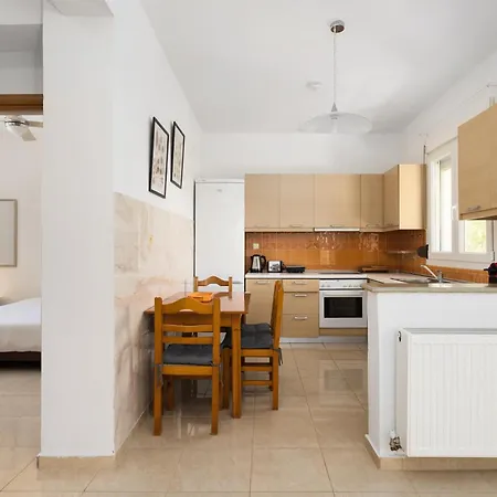 Anthea By Halu! Lovely House For 8 Guests