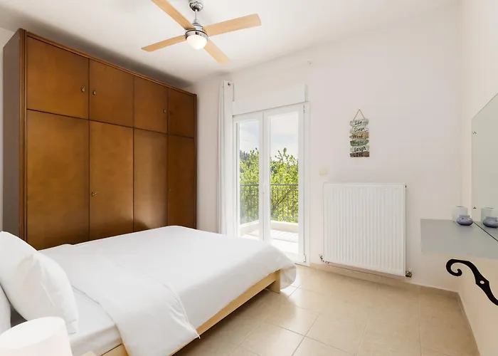 Anthea By Halu! Lovely House For 8 Guests Fourka